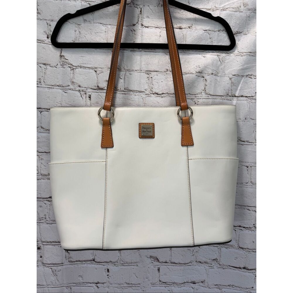 Dooney &. Bourke white leather tote bag